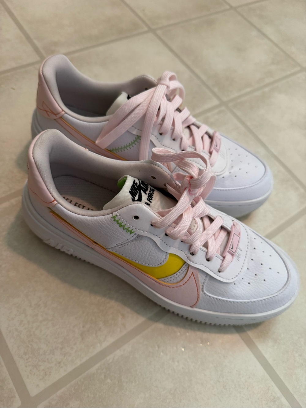Nike Air Force 1 Sneakers